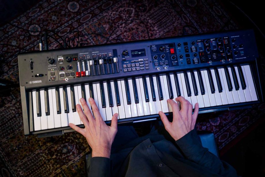 Middle YC61 KV04 2560