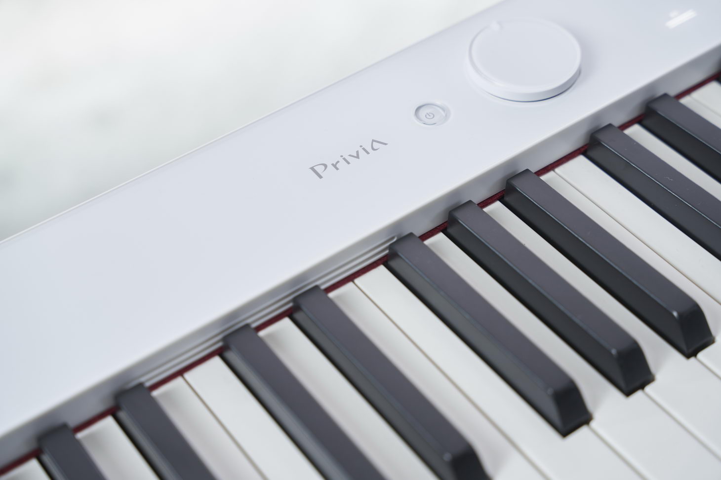 PX-S7000WE_MOODPIC_JAPAN_2022_0615_1537 Casio Privia PX-7000 white close