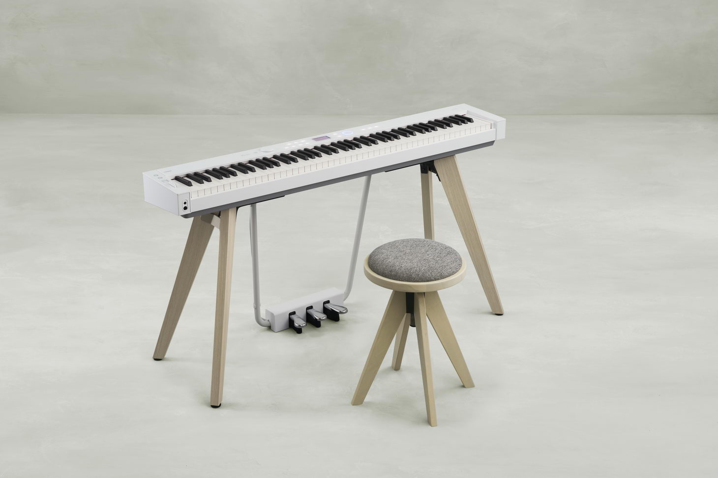 PX-S7000WE_MOODPIC_JAPAN_2022_PX_S7000_WE_chair Casio Privia PX-7000 white image