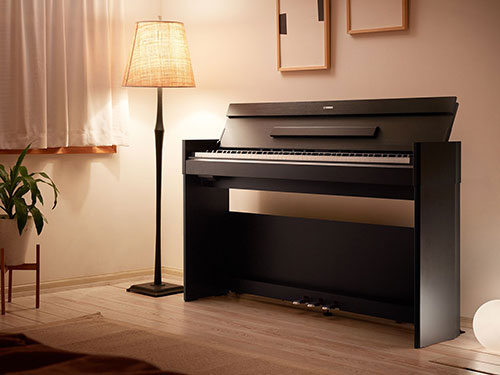 Yamaha_Arius_YDPS55B_Lifestyle_145 Yamaha Arius YDPS55Black - Lifestyle Foto