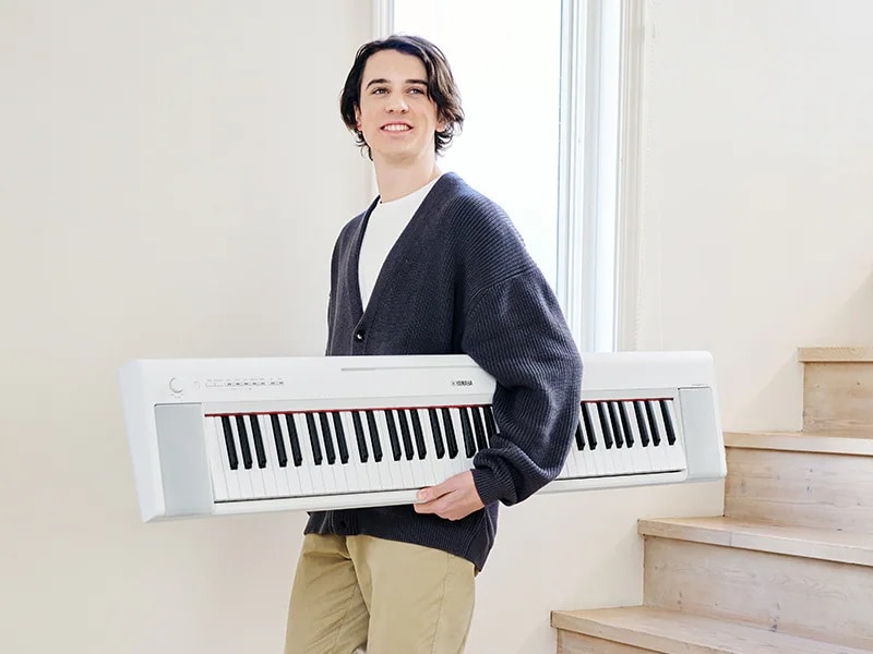 NP-35-Features-lightweight Yamaha NP-35 lifestyle image