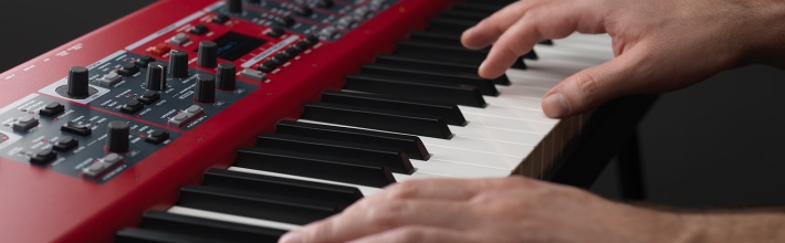 np5-header-performance Nord Piano 5 mit Händen