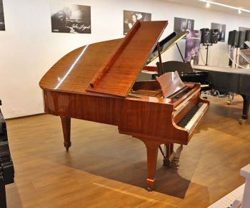Steinway A gebraucht pyramidenmahagoni