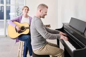 Yamaha-CLP-845B_Begleitung Yamaha Clavinova CLP-745 Begleitung Gitarre