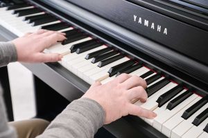 Yamaha-CLP-845B_Klaviatur Yamaha Clavinova CLP-745 Klaviatur Holz