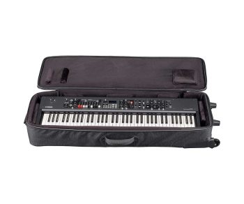 Softcase für Yamaha YC73 geöffnet