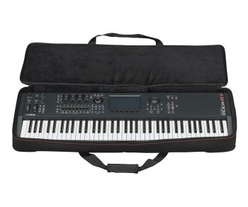 Yamaha SCMODXM7 Softcase mit Instrument geöffnet